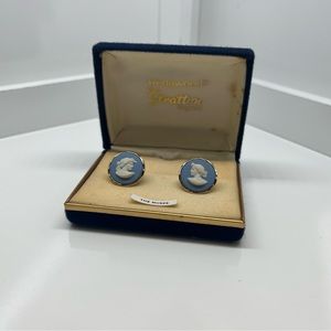 🩵SOLD🩵Wedgengon “The muses” cuff links